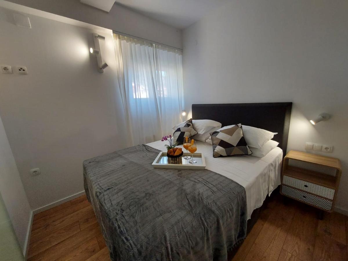 Apartmani Cvita Omis Luaran gambar