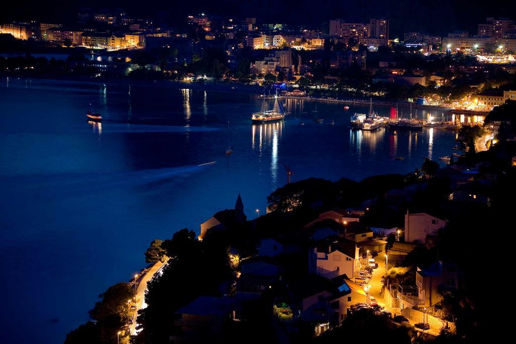 Apartmani Cvita Omis Luaran gambar
